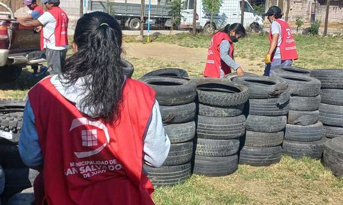 Remote neighborhood in Argentina collected 600 disused tires