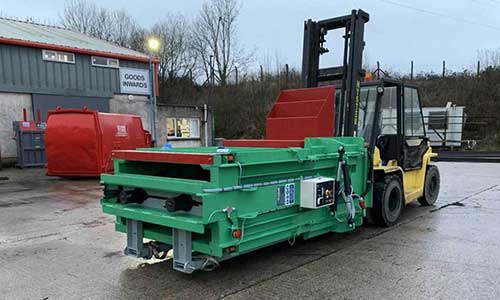 Gradeall minimizes customers’ shipping expenses on tyre bailing and cutting equipment